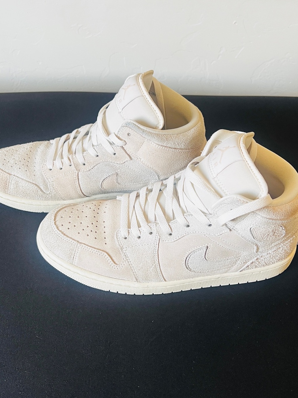 Men's Air Jordan 1 Mid SE Craft - Picture 2 of 5